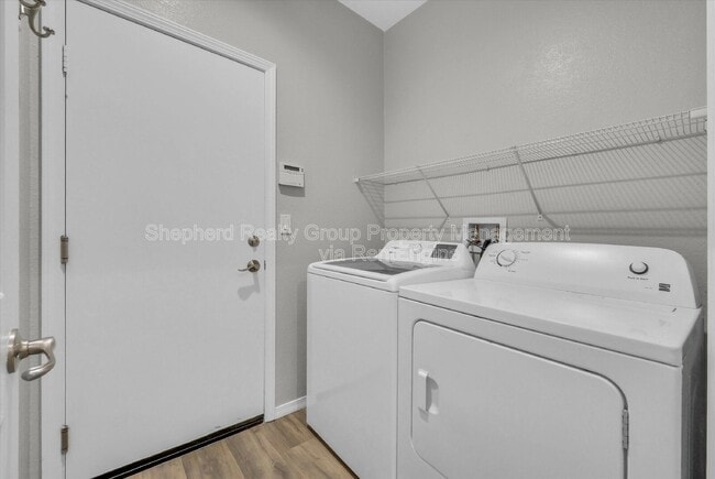 Building Photo - 5730 Autumnwood Ln