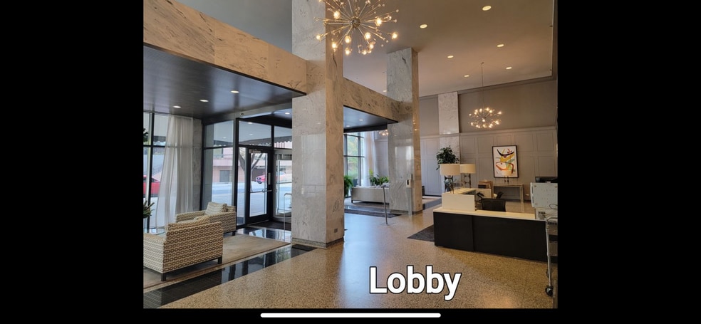 Building Photo - 620 Peachtree St NE