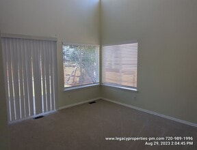 Building Photo - HIGHLANDS RANCH BEAUTY