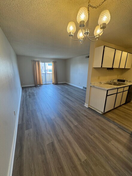 Building Photo - 10211 Ura Ln