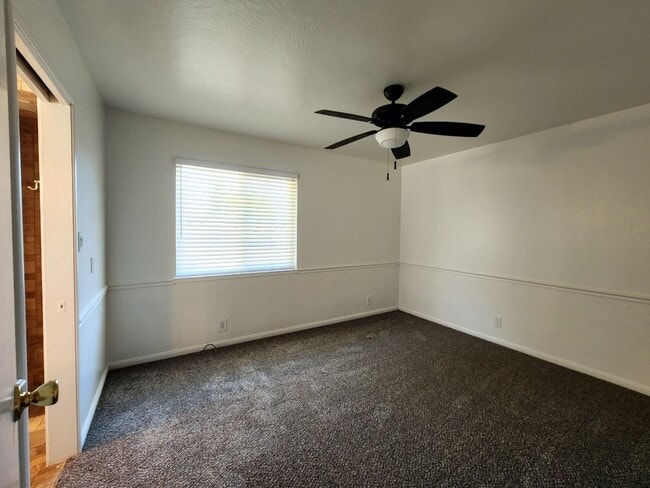 Building Photo - Rancho Cordova 3 Bedroom 2 Bath