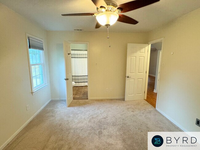 Building Photo - 112 Monath Rd