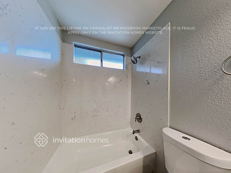 Building Photo - 4229 Gold Ridge Way