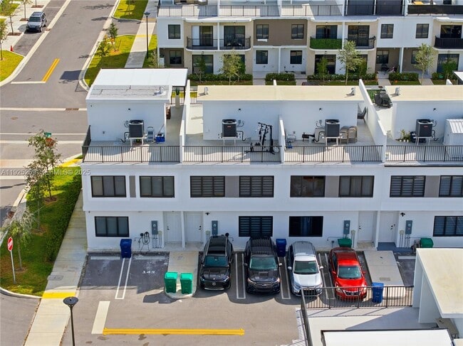 Building Photo - 26122 SW 145th ct