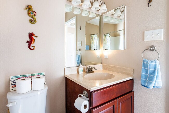 Building Photo - 820 Sandollar-SI ID1351282P