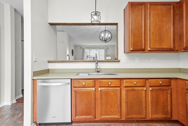 Building Photo - 861 Pheasant Trail