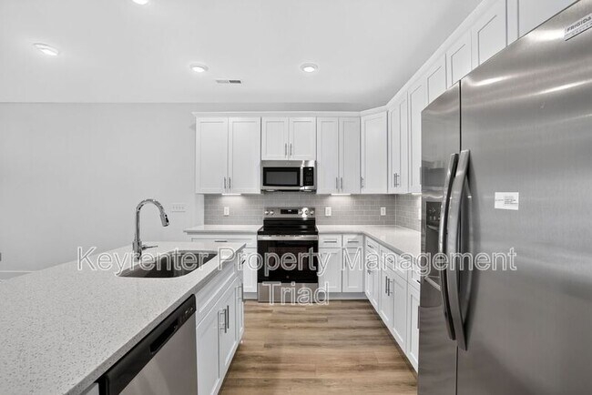 Building Photo - 3703 Bridleton Ridge Trail