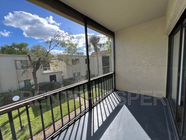 Building Photo - 3242 S Semoran Blvd