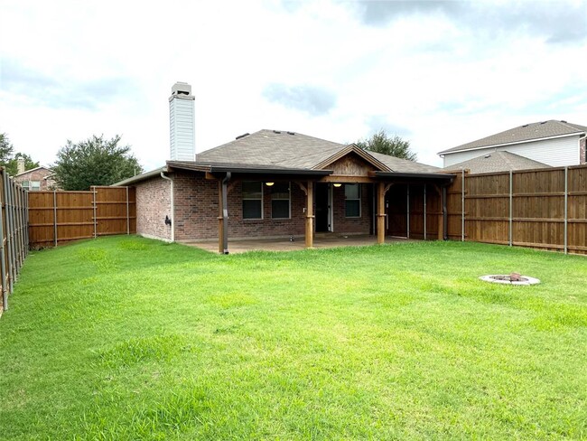 Building Photo - 1416 Lonesome Dove Trail
