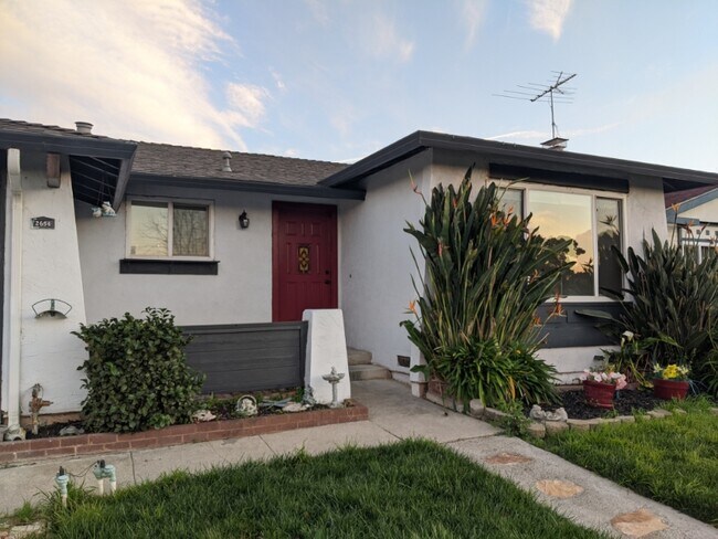 Building Photo - 2654 Olivestone Way