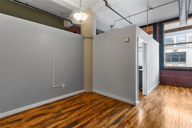 Building Photo - 1520 Washington Ave