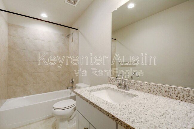 Building Photo - 1803 Los Olivios Wy