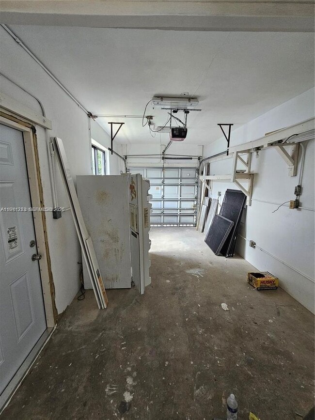 Building Photo - 7908 Granada Blvd