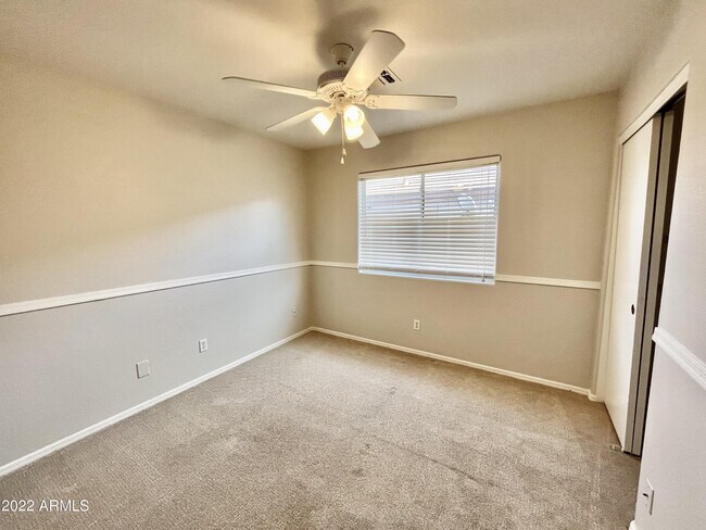 Building Photo - 8143 W Mary Ann Dr