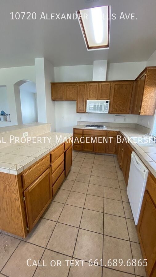 Building Photo - 10720 Alexander Falls Ave