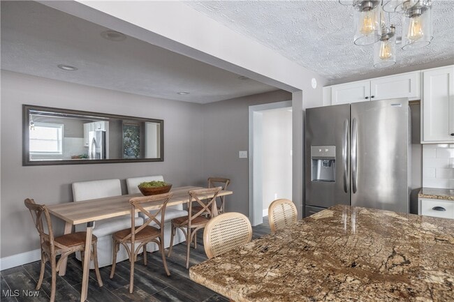 Building Photo - 4226 Broadview Rd