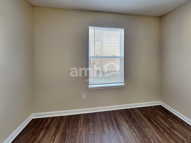 Building Photo - 12293 Driftstone Dr