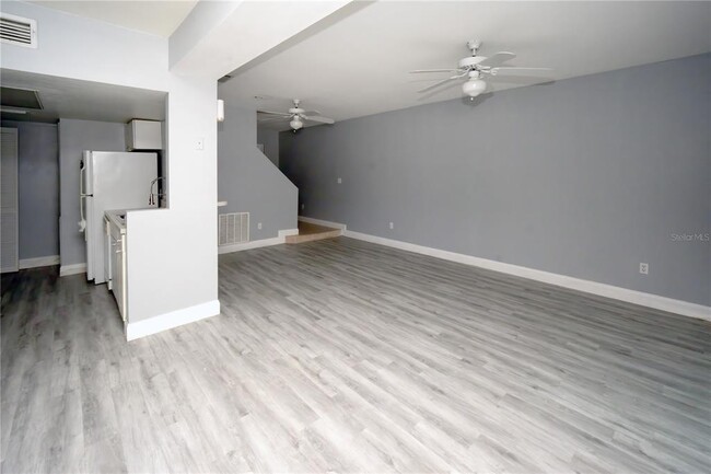 Building Photo - 759 Orchid Dr
