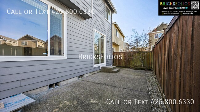 Building Photo - 18314 115th Ave E