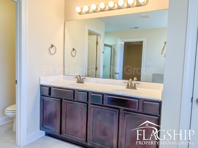 Building Photo - 118 Quail Hollow Dr