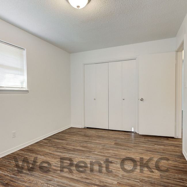 Building Photo - 1332 SW 77th Pl