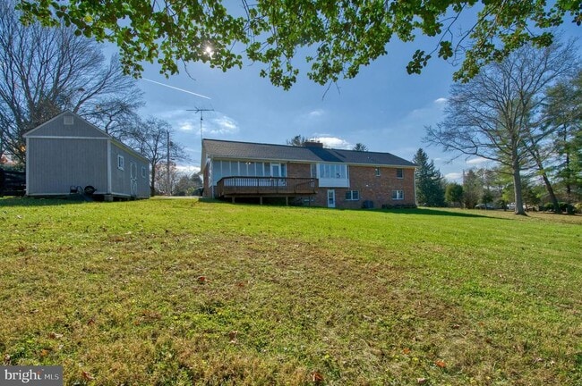 Building Photo - 36960 Glendale St