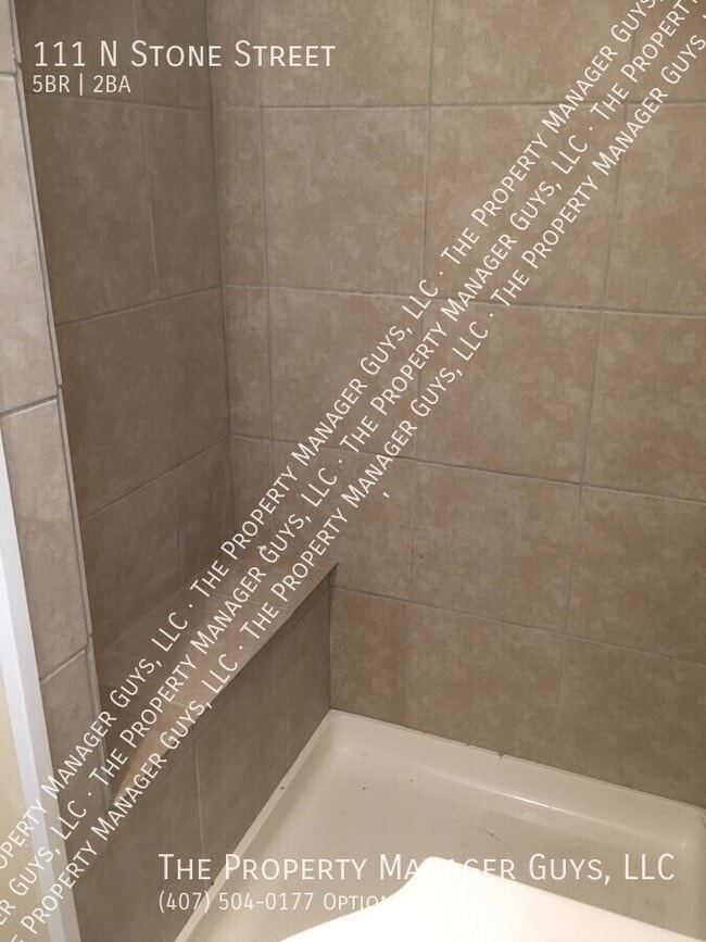 Building Photo - 111 N Stone St