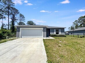 Building Photo - 735 Gelaso St SW