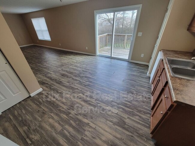 Building Photo - 268 Timber Hill Dr