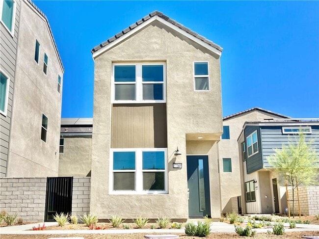 Primary Photo - 27360 Alpine Mdws Ct