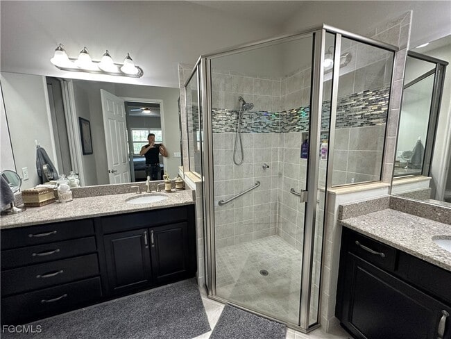 Building Photo - 11916 Five Waters Cir