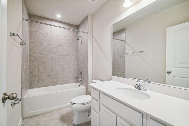 Building Photo - 11896 Thorncrest Dr