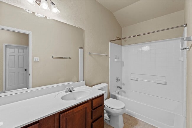 Building Photo - 2008 Spotted Ct