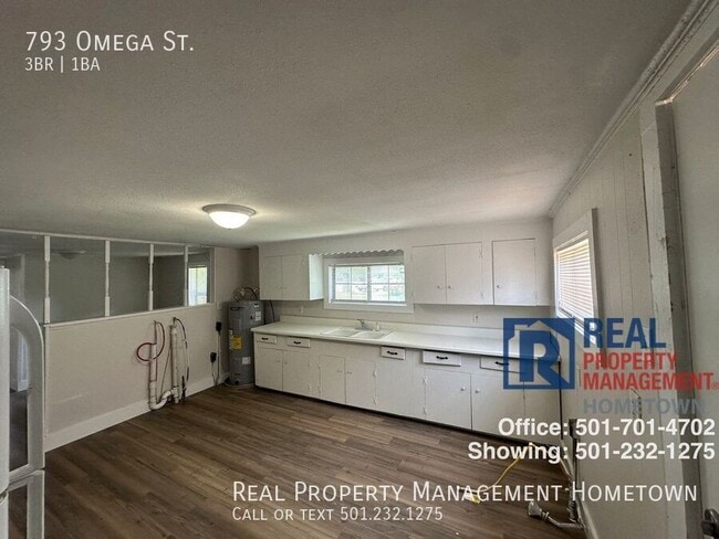 Building Photo - 793 Omega St