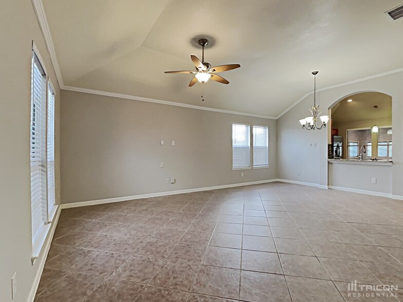 Building Photo - 1240 Estival Dr