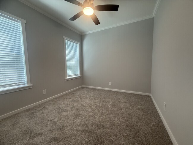 Building Photo - 5715 Camelford Dr