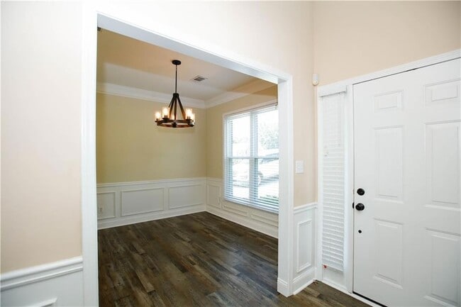 Building Photo - 1005 Landover Crossing