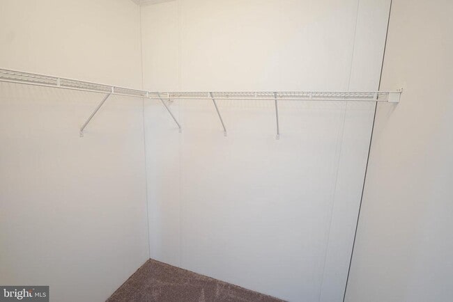 Building Photo - 12179 Country Dr