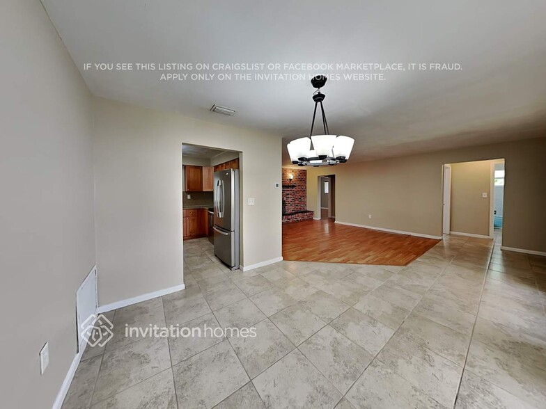 Building Photo - 5212 SW 91st Terrace