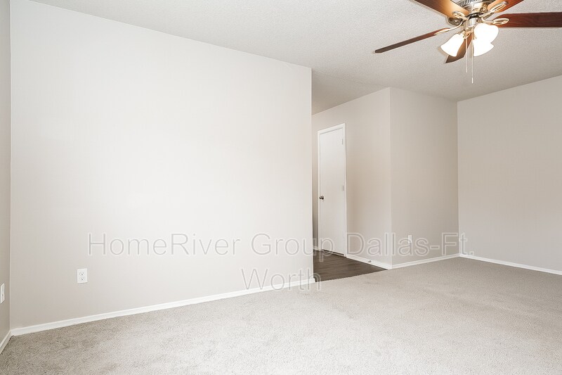 Building Photo - 8258 Westrock Dr