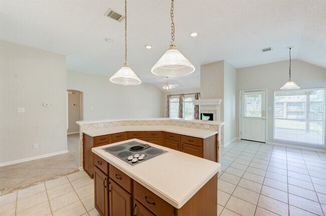 Building Photo - 9026 Robinhoods Well Dr