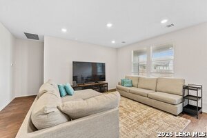 Building Photo - 449 Ida Lp