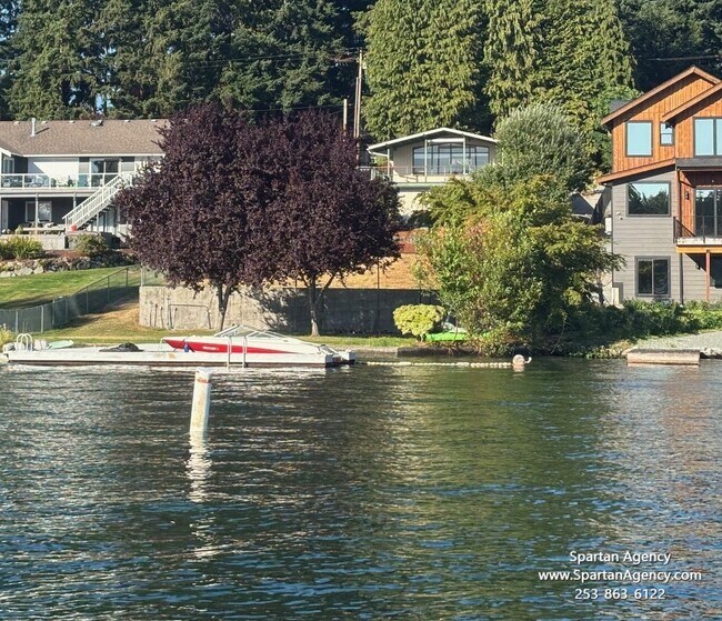 Building Photo - 1020 184th Ave Ct E