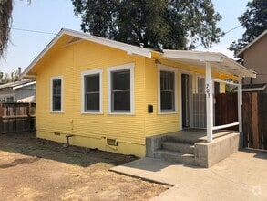 Building Photo - 703 N Brown St