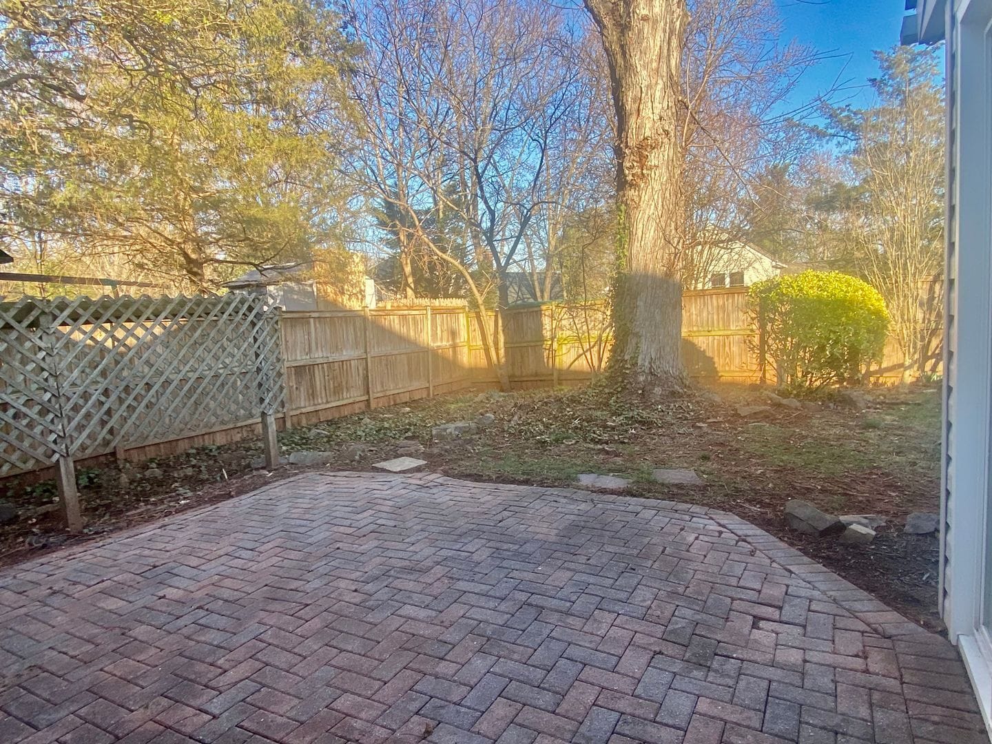 Building Photo - 120 S Fox Rd