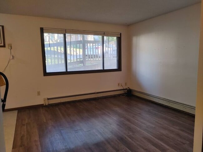 Building Photo - $900 | 1 Bedroom, 1 Bathroom Apartment | No Pets | Available for August 1st, 2026 Move In!