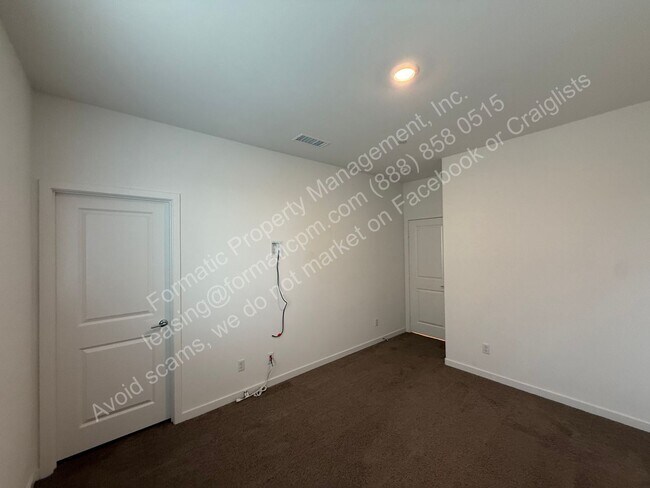 Building Photo - 14011 Cosentino Wy