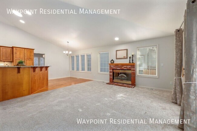 Building Photo - 4917 N Contour Way