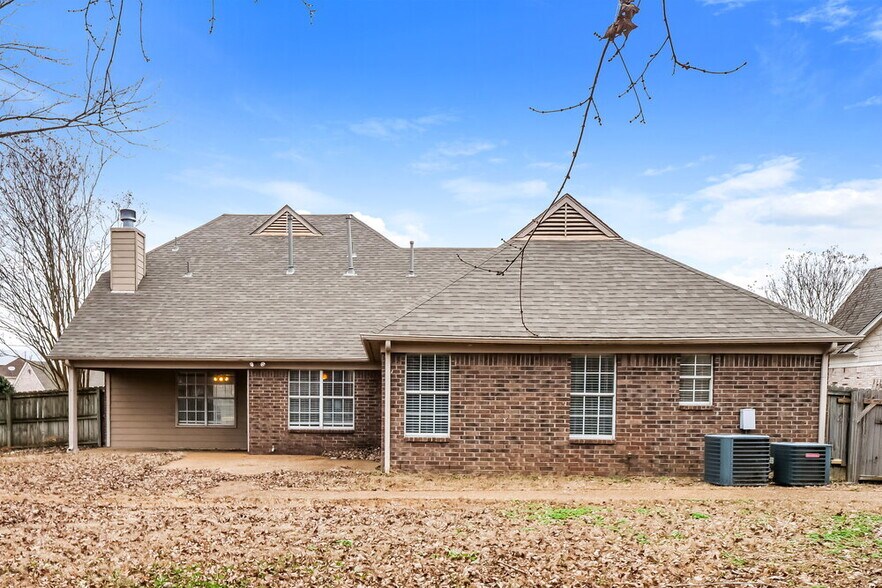 Building Photo - 1171 Stable Run Dr