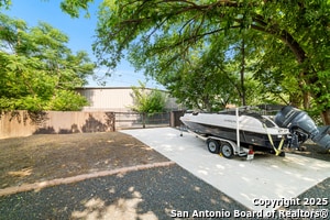 Building Photo - 1219 N Olive St